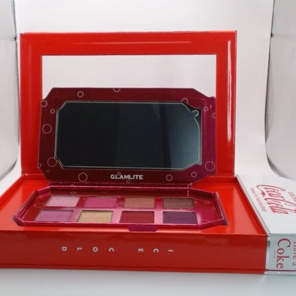 Glamlite x Coca-Cola Cherry Eyeshadow Palette — NEW - Picture 5 of 7